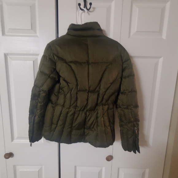 MARC NEW YORK MED. ARMY GREEN PUFFER DOWN JACKET. - Picture 10 of 11